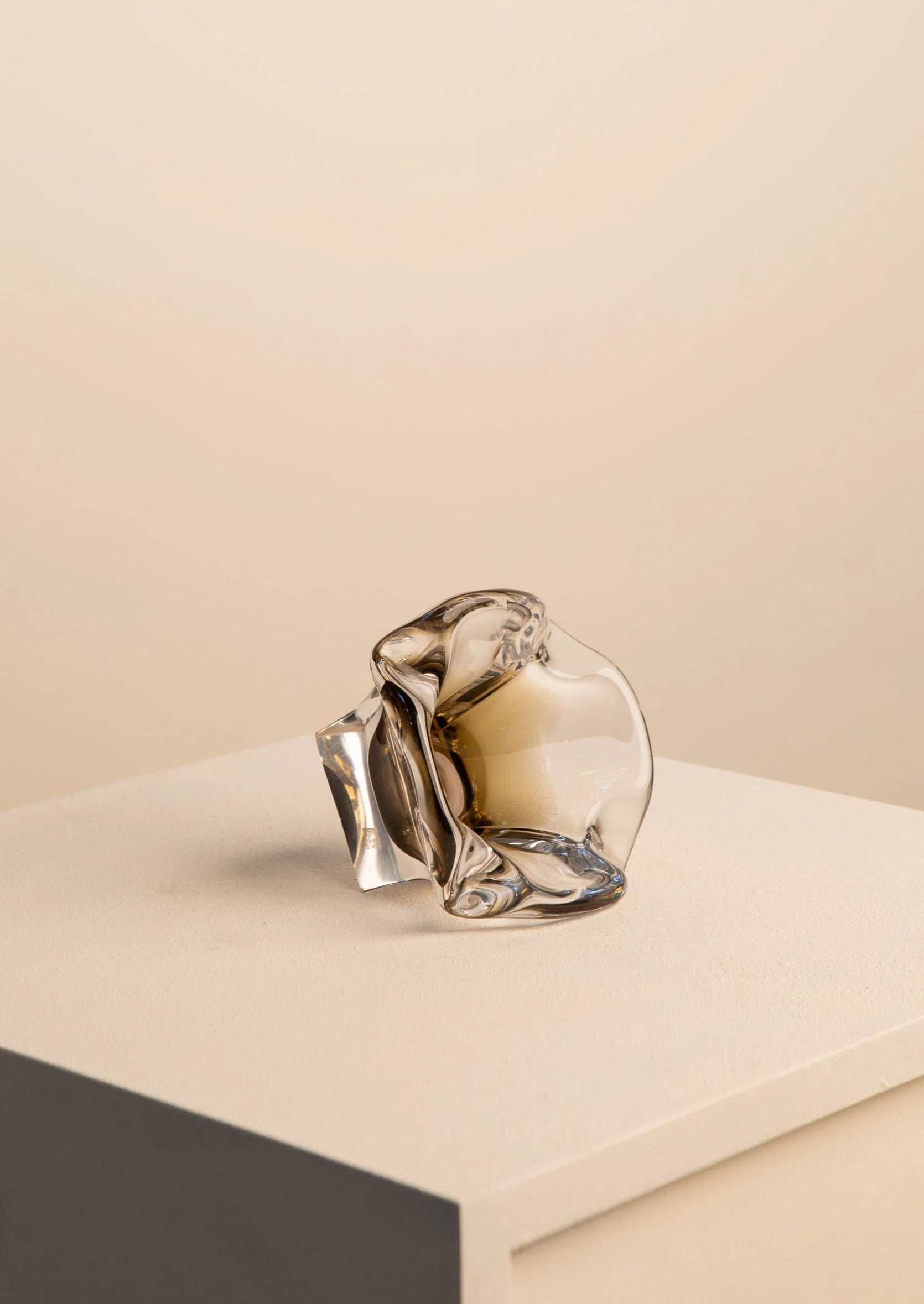 Flower Shaped Glass Catchall Tray - Image 3